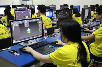記者探秘世界技能大賽在鄂集訓基地 每日百斤牛里脊錘煉烹飪精英，數(shù)字技術(shù)賦能內(nèi)容制作